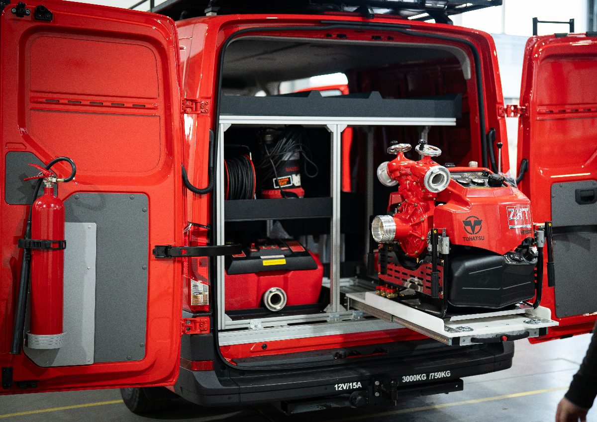 Modul DVS Light zasunutý v dopravním automobilu