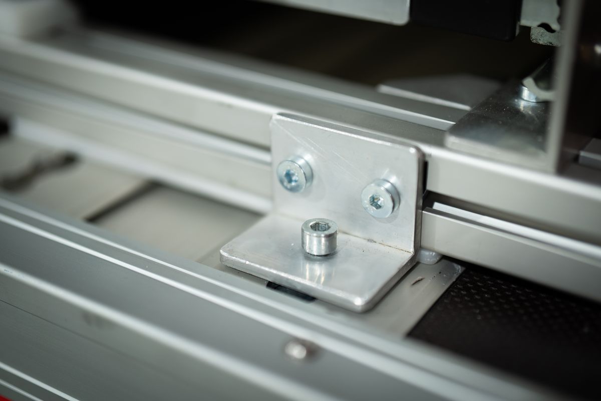 DVS Light — precizní zpracování